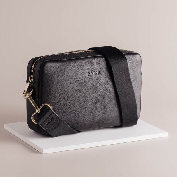 Aarni Iso olkalaukku, musta/hopea